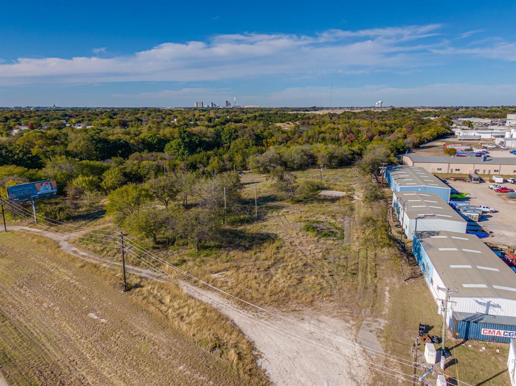 2875 E Hwy 287 Property Photo 17