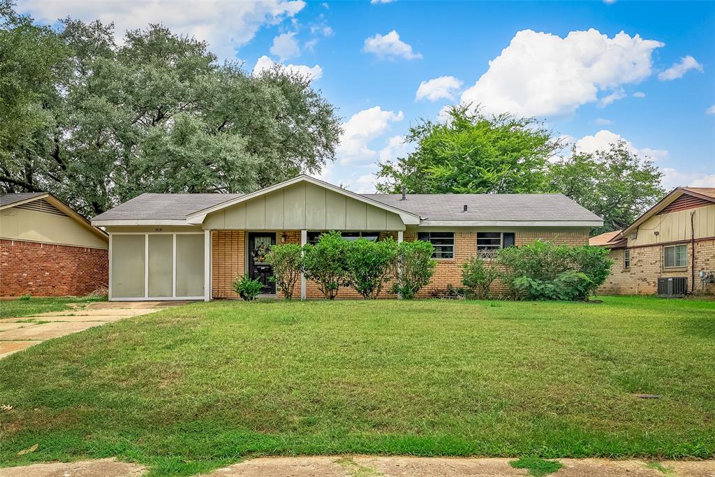 9039 Sara Lane Property Photo 1