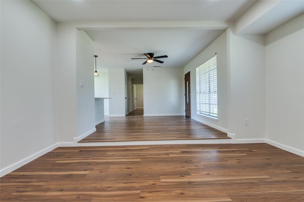 14217 Carla Drive Property Photo 3