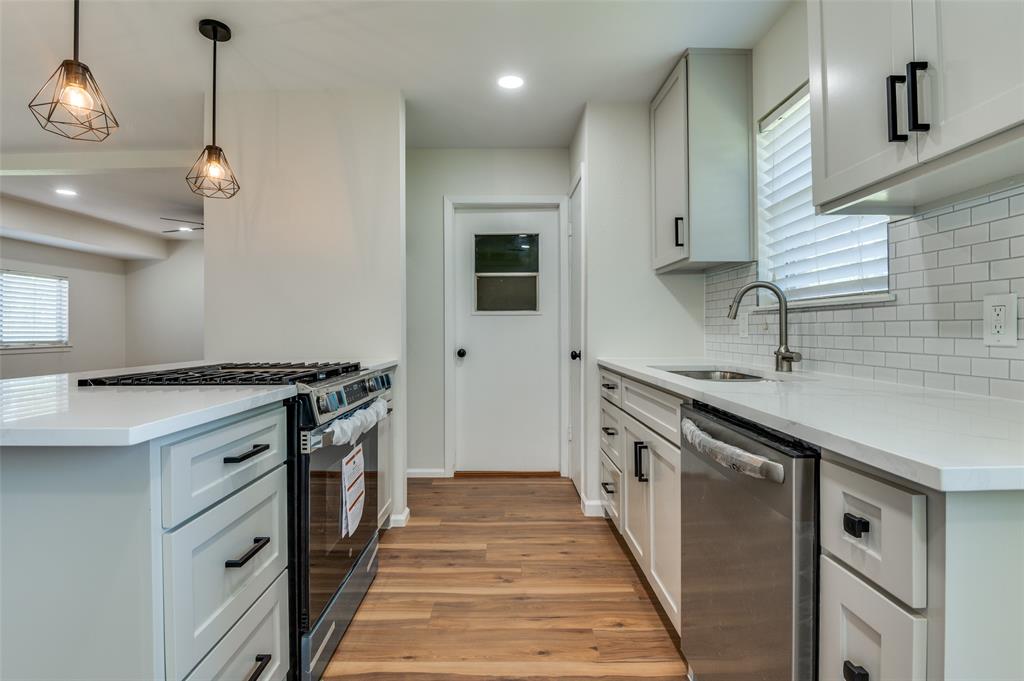 14217 Carla Drive Property Photo 11