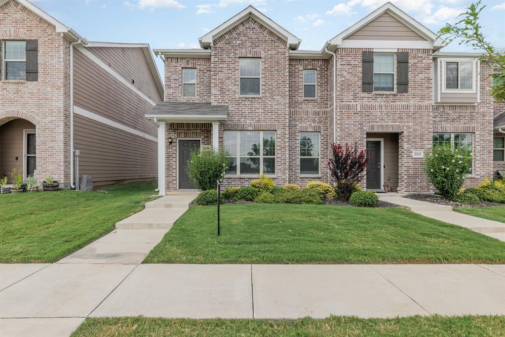 2216 Canongate Drive Property Photo 1