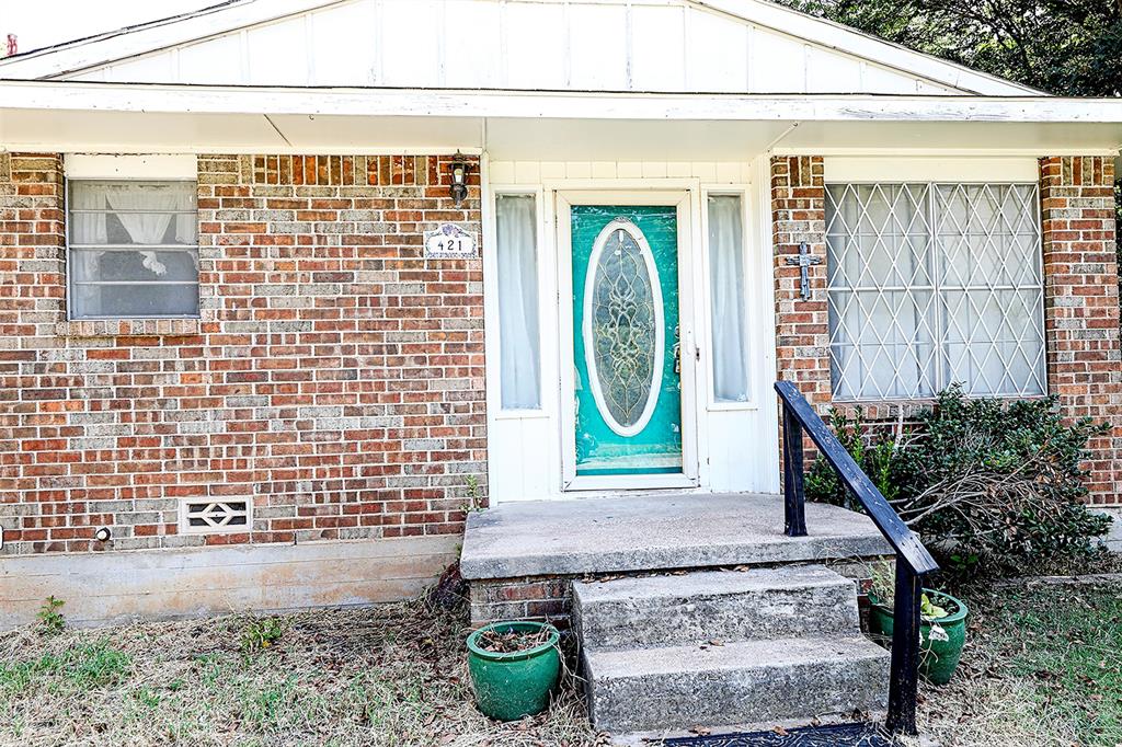 421 E Wilbarger Street Property Photo 6