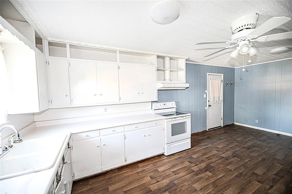 421 E Wilbarger Street Property Photo 11