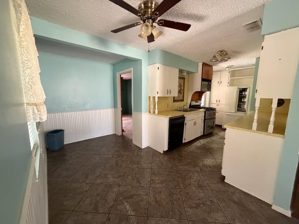 510 E Pecan Street Property Photo 3