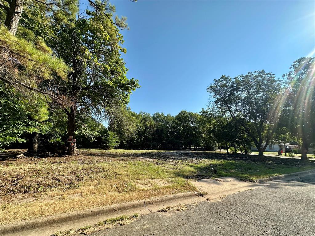 358 13th Street Property Photo 4