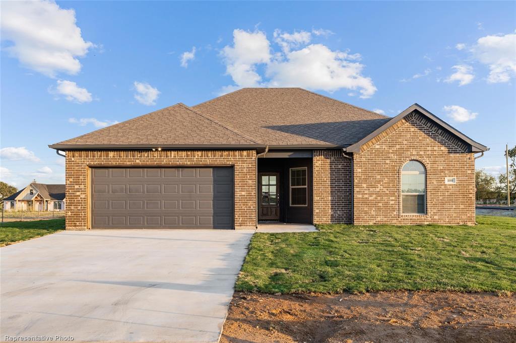 2110 Briarwood Drive Property Photo 1