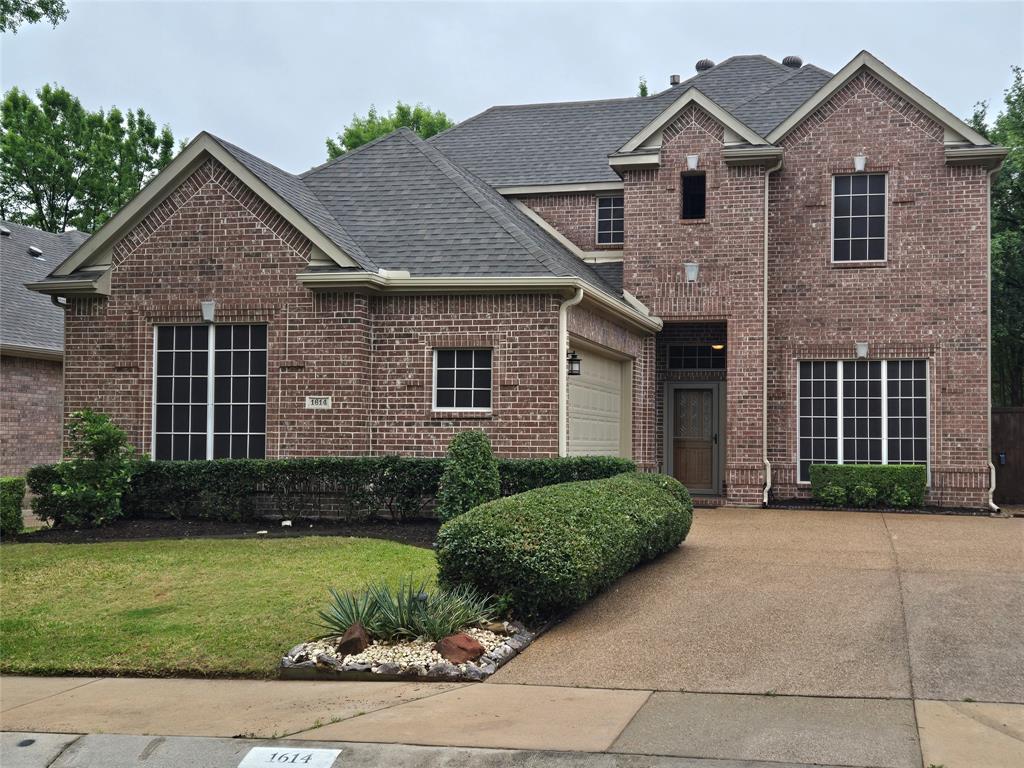 1614 Villa Court Property Photo 1