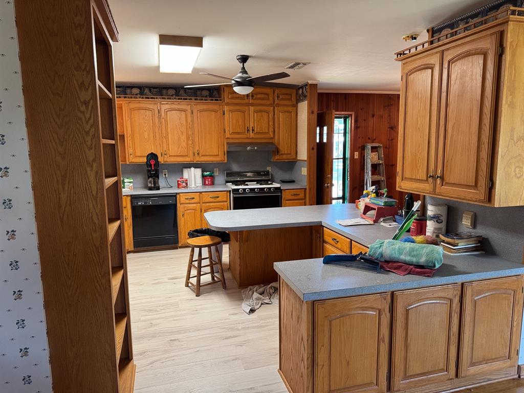 1012 W Custer Street Property Photo 13