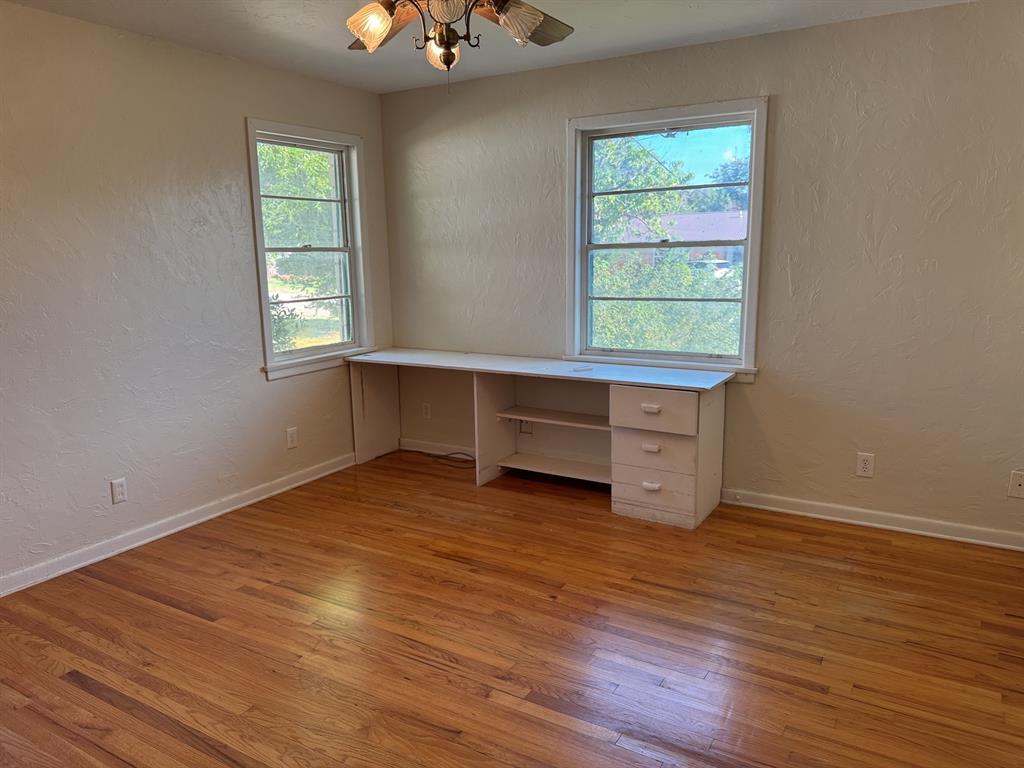 1012 W Custer Street Property Photo 14