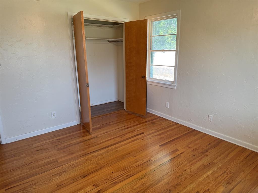 1012 W Custer Street Property Photo 15