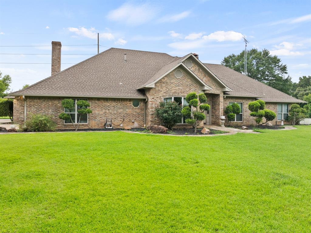 2520 N Hwy 271 Property Photo 1