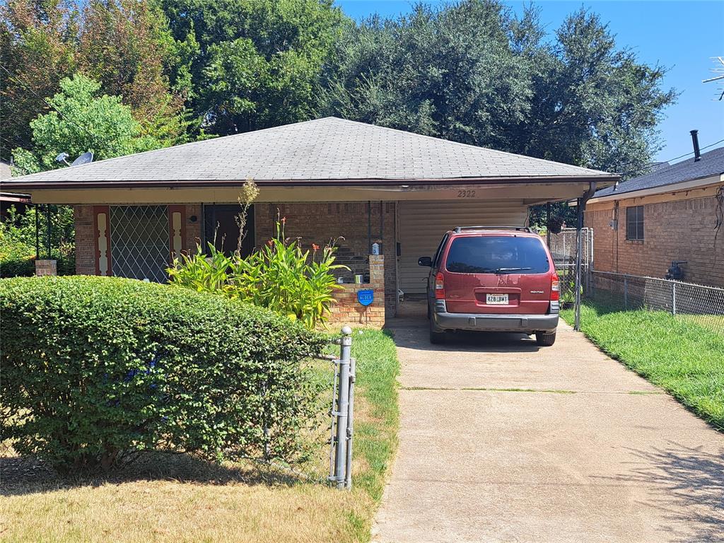 2322 Leslie Street Property Photo 1