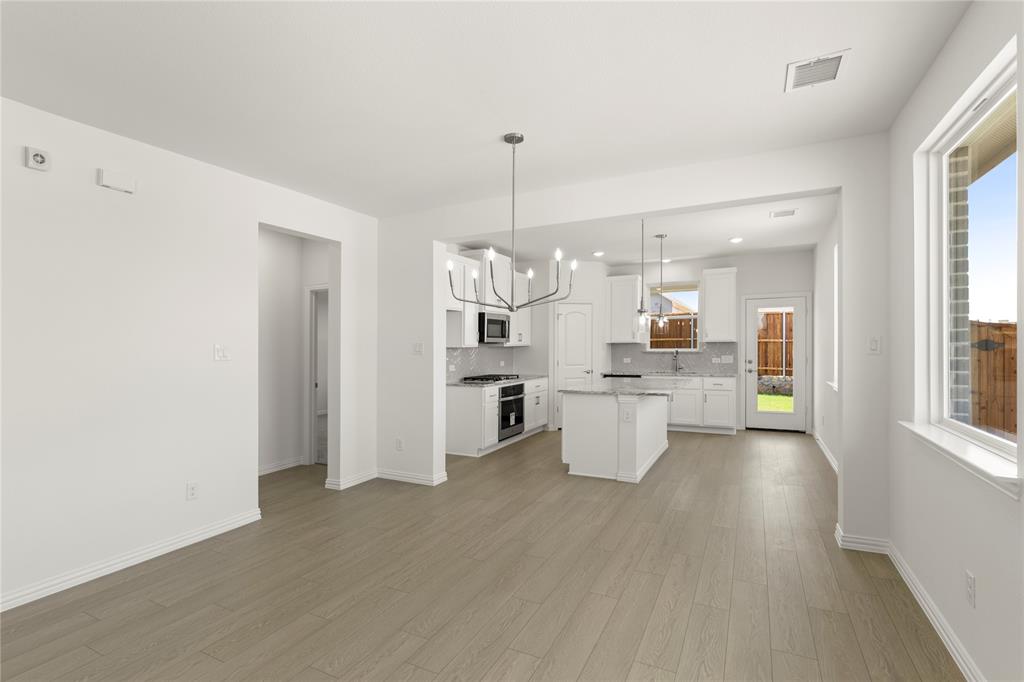 1917 Flaxen Drive Property Photo 12