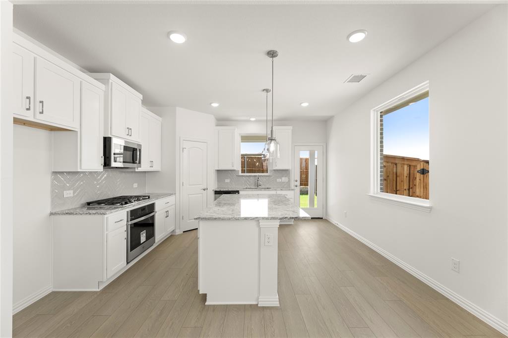 1917 Flaxen Drive Property Photo 18