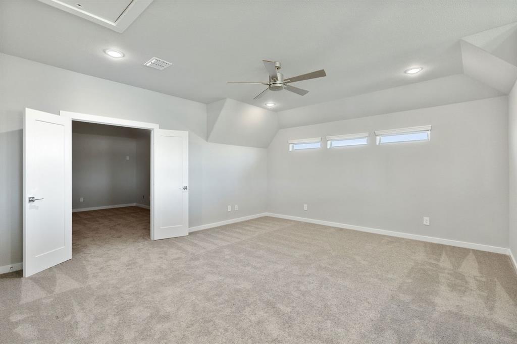 1604 Dropseed Drive Property Photo 17