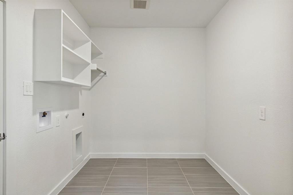1604 Dropseed Drive Property Photo 24