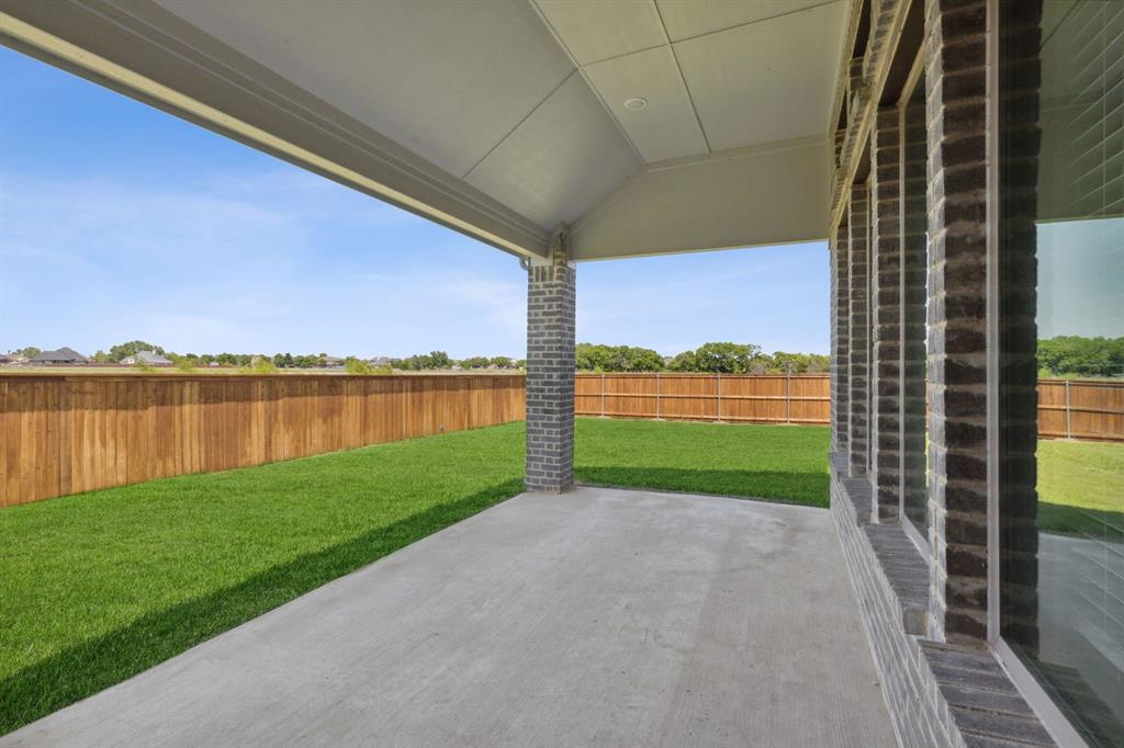 1604 Dropseed Drive Property Photo 27