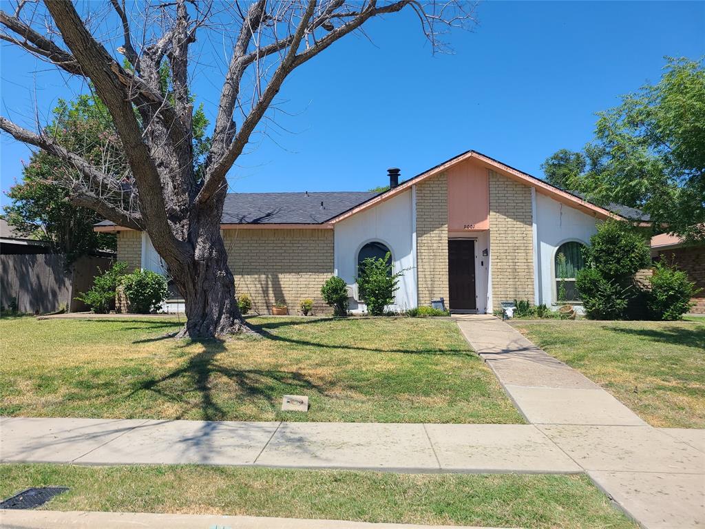 9001 Willowbrook Drive Property Photo 1