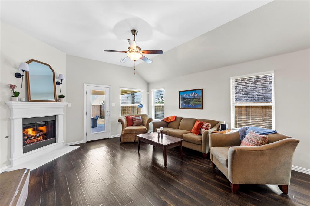 7600 W Fork Lane Property Photo 3