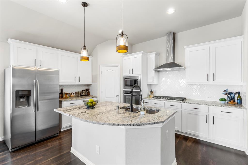 7600 W Fork Lane Property Photo 5