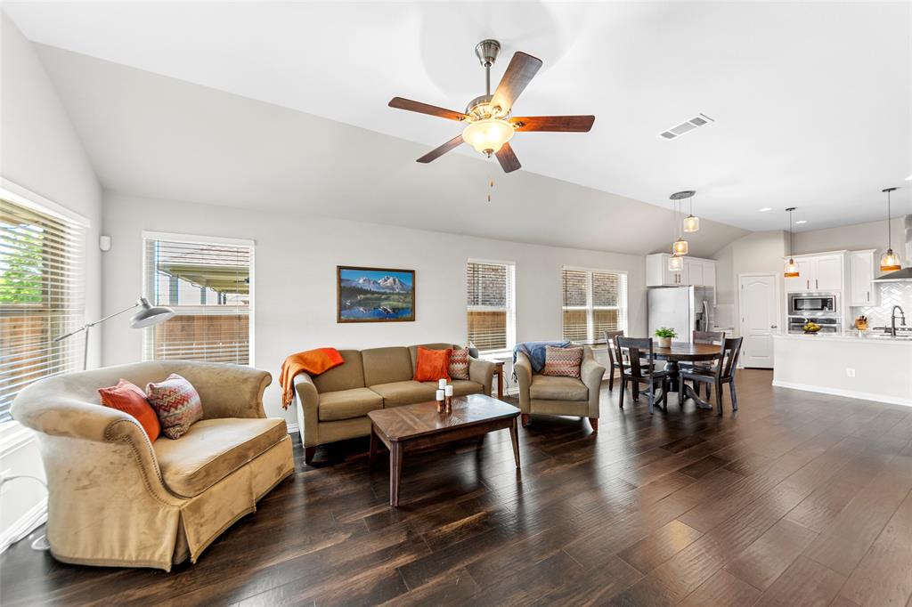 7600 W Fork Lane Property Photo 6