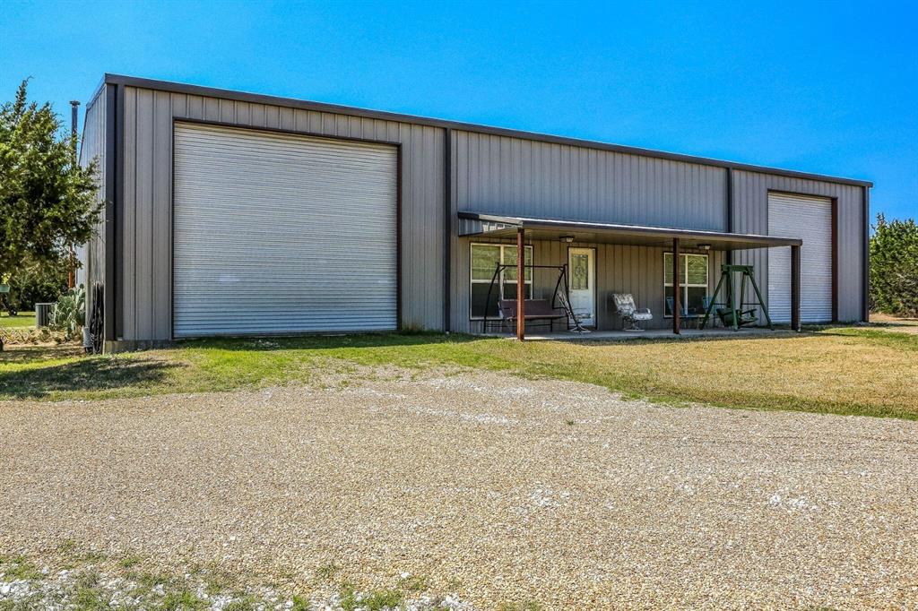 549 Private Road 1400 Property Photo 1