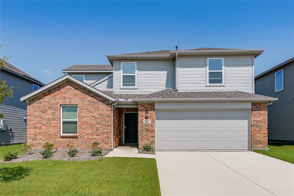2137 Tule Way Property Photo 1