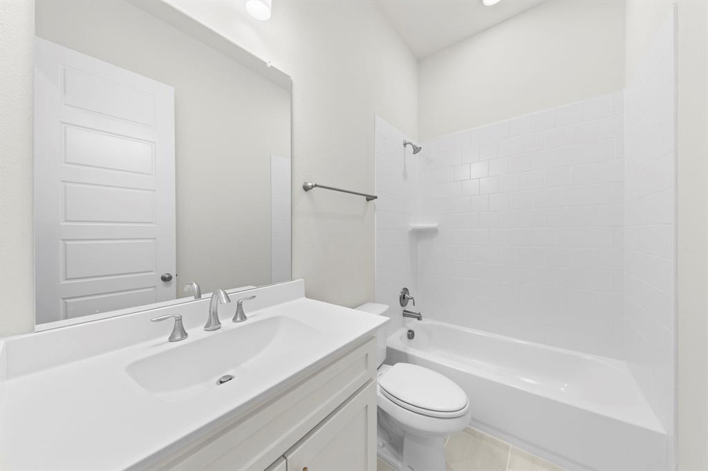 3135 Fisher Property Photo 7