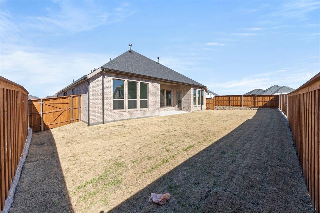 3135 Fisher Property Photo 34