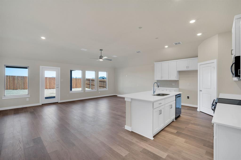 4207 Pigeon Drive Property Photo 4