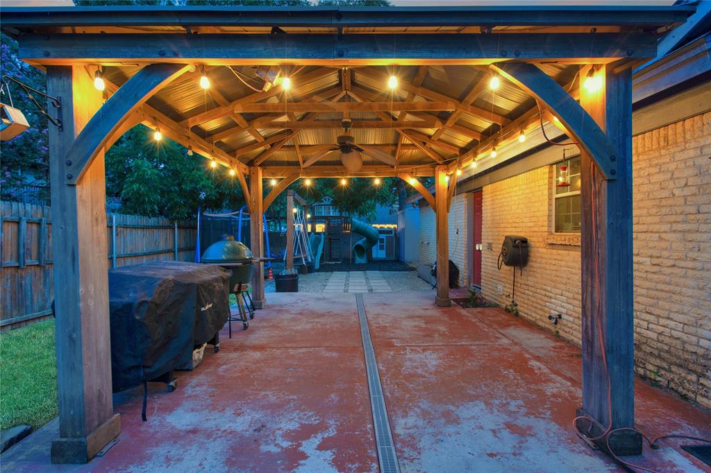 853 Royal Terrace Property Photo 31