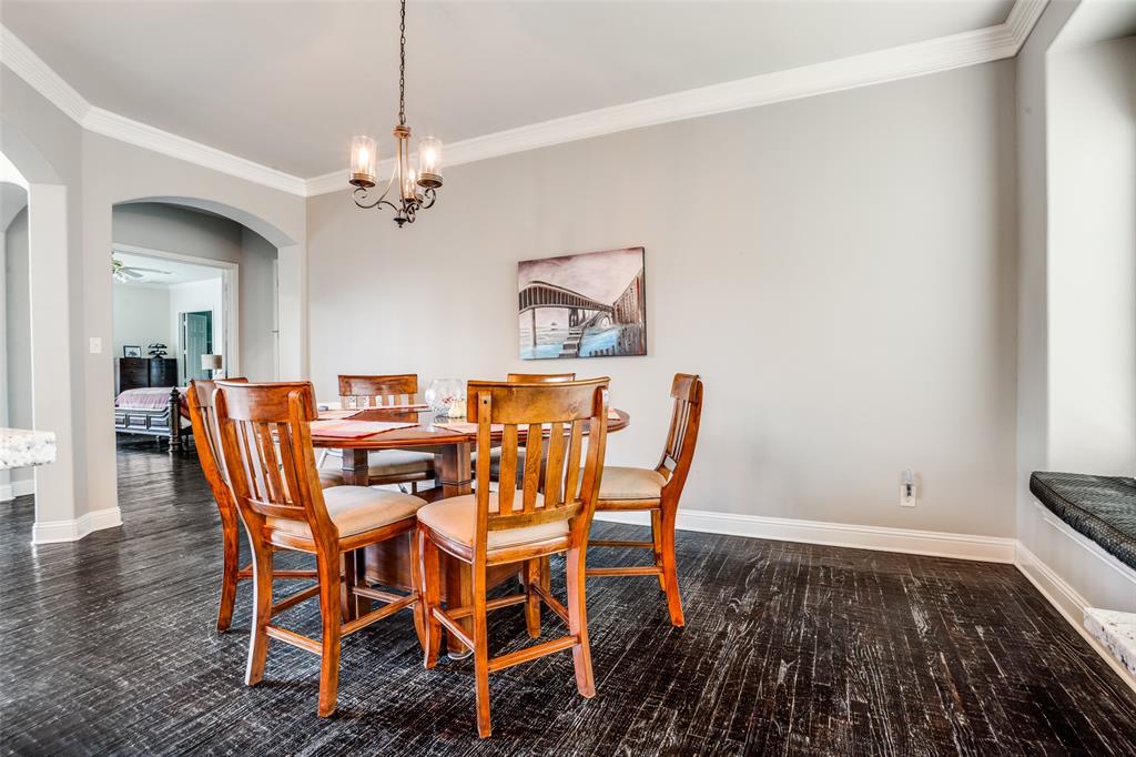1221 Bridgeway Lane Property Photo 6