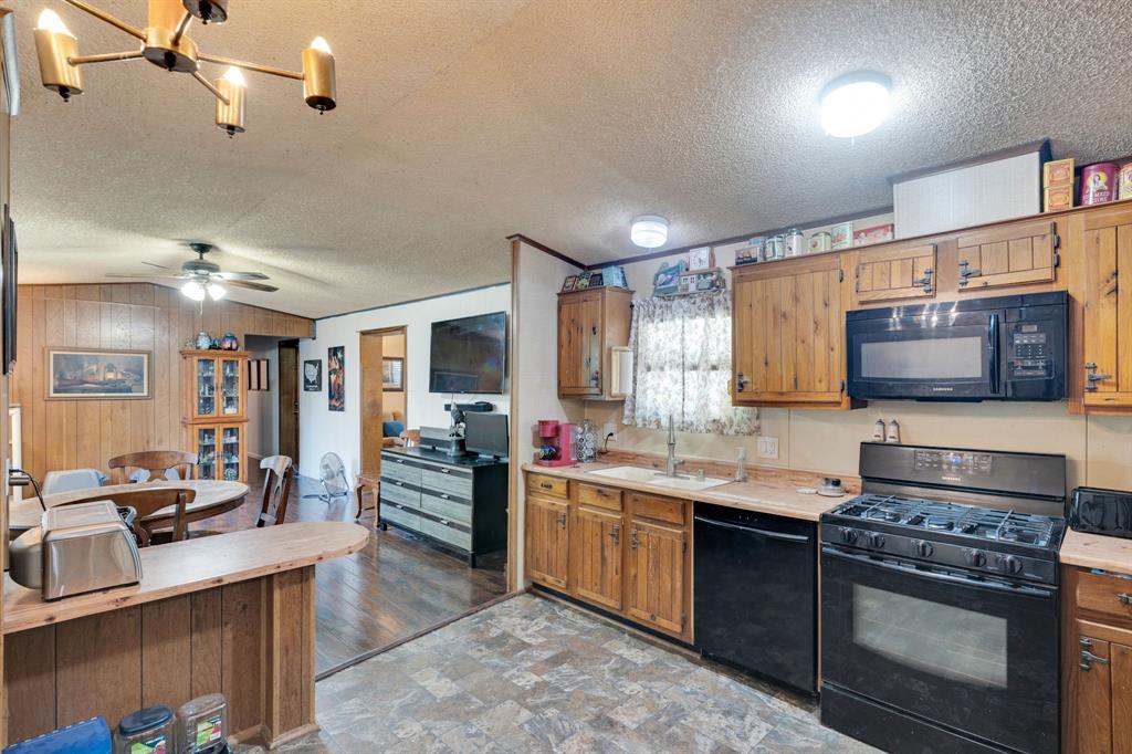 1206 Timberline Court Property Photo 7