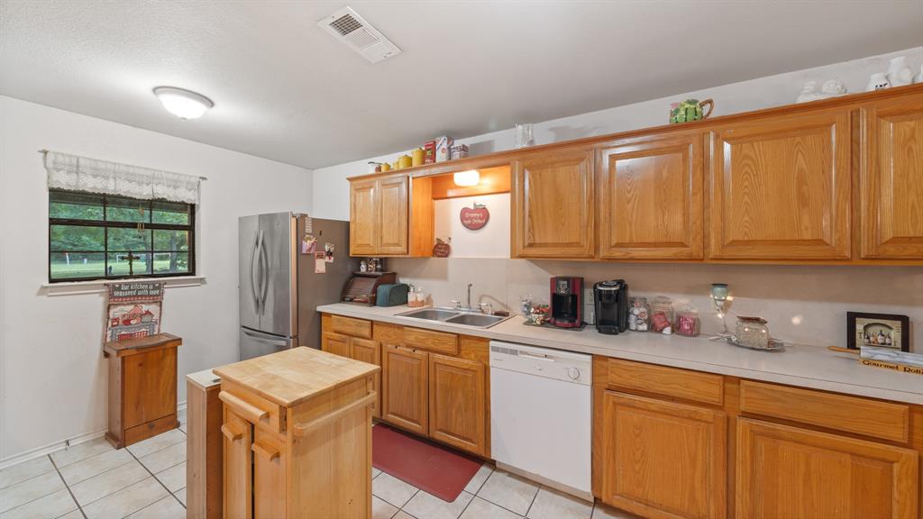 19531 County Road 4056 Property Photo 15