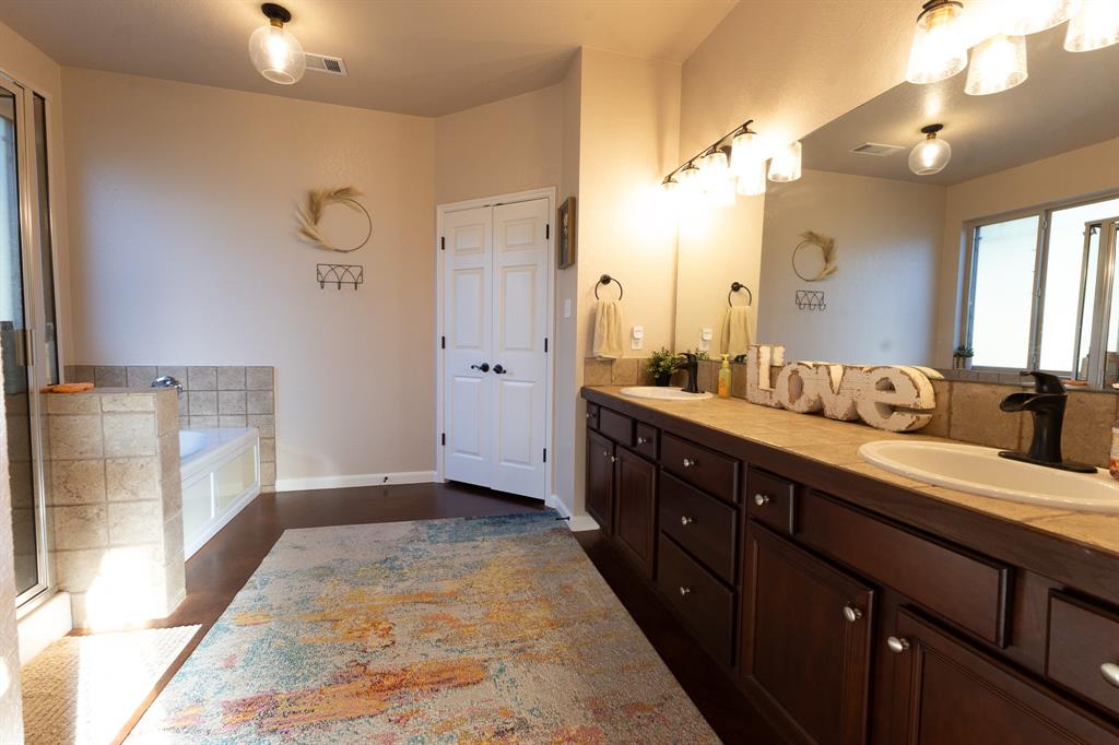 11240 County Road 454 Property Photo 12
