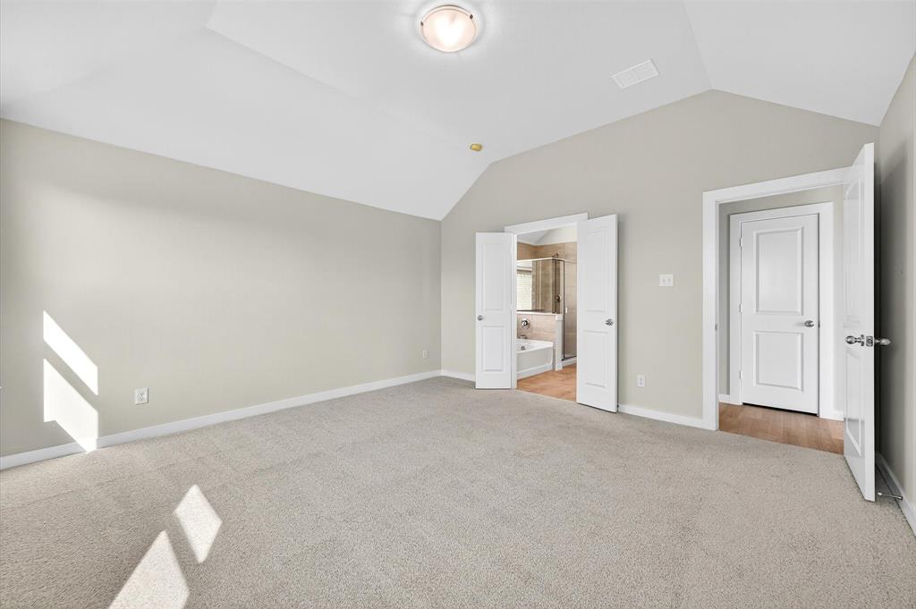 2220 Trailside Drive Property Photo 14