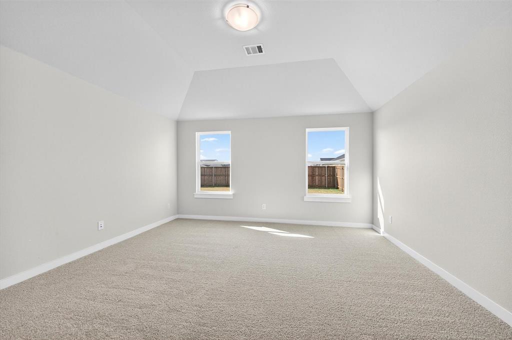 2220 Trailside Drive Property Photo 15