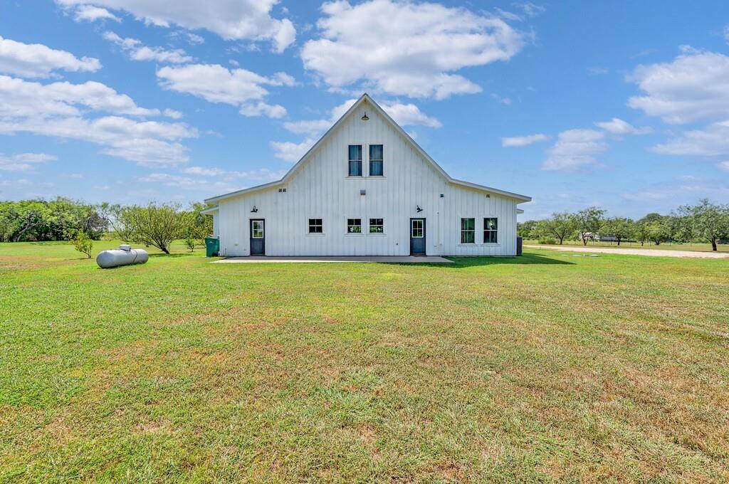 109 Springfield Lane Property Photo 35