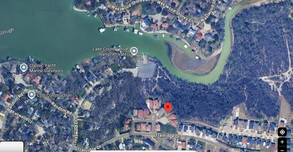 7704 Lakeview Circle Property Photo 3