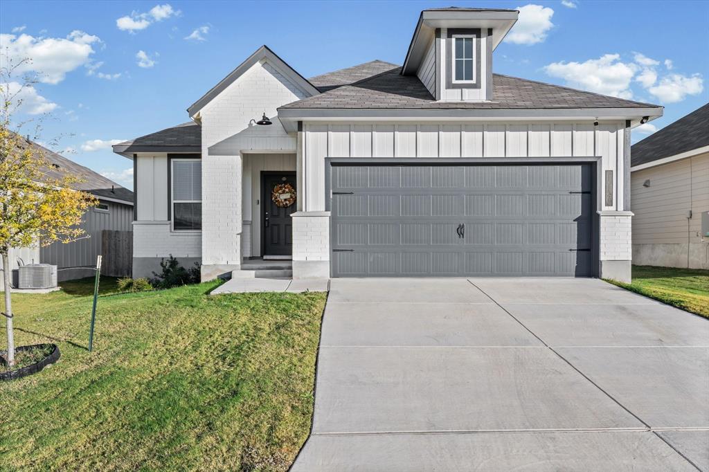 117 University Avenue Property Photo 1