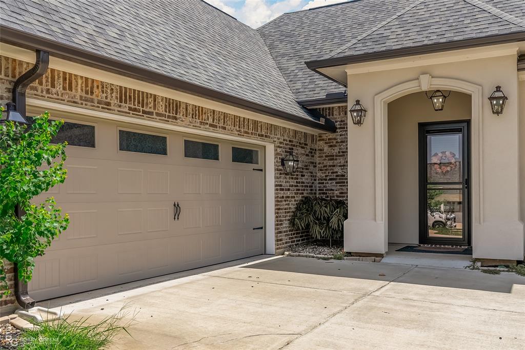 46 Crowder Drive Property Photo 3