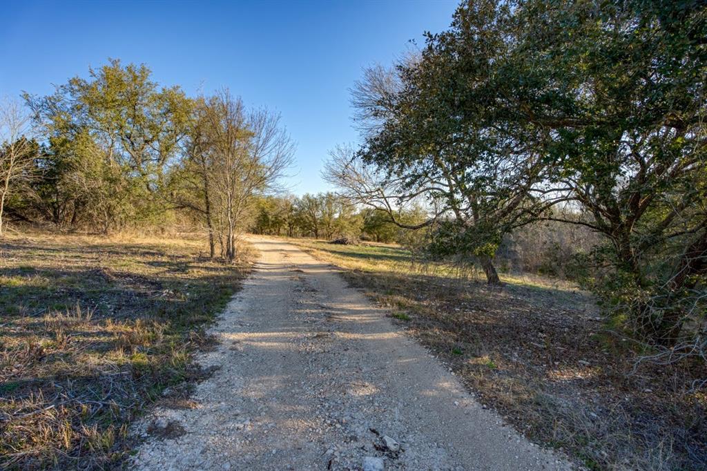 2228 Fm 215 Property Photo 9