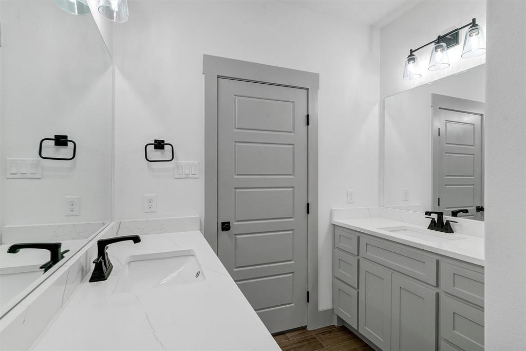 2029 Rattler Way Property Photo 25