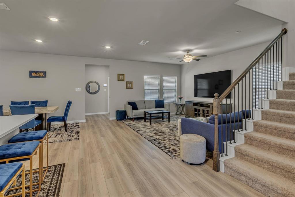 201 Olympus Street Property Photo 4