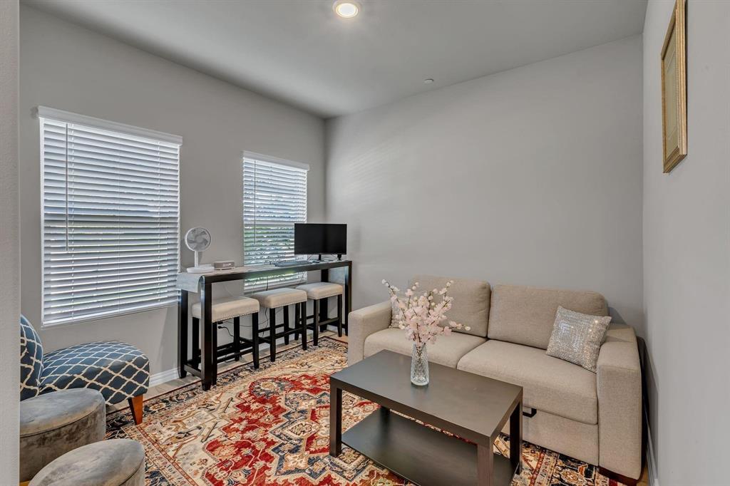 201 Olympus Street Property Photo 15