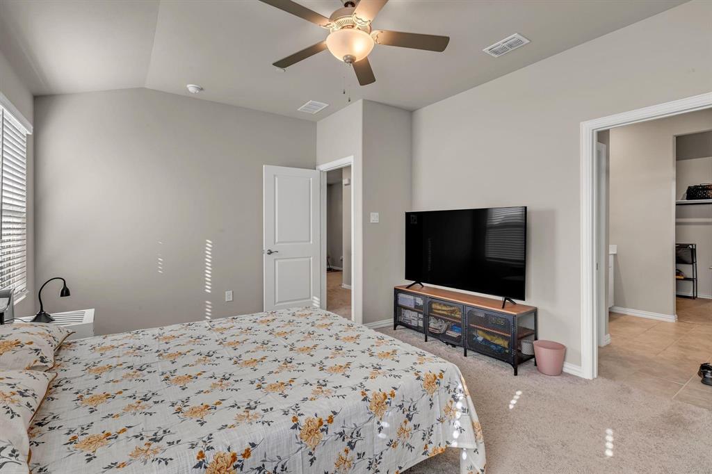 201 Olympus Street Property Photo 17