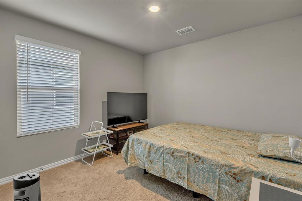 201 Olympus Street Property Photo 20