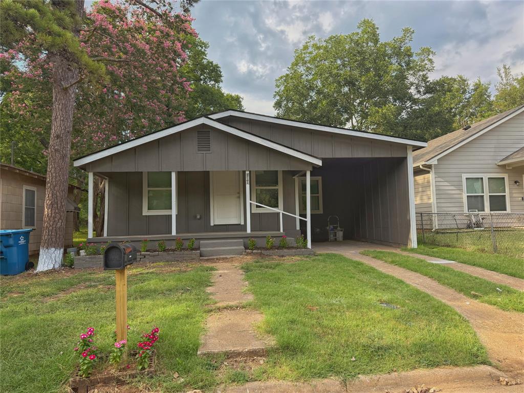 611 E Acheson Street Property Photo 1