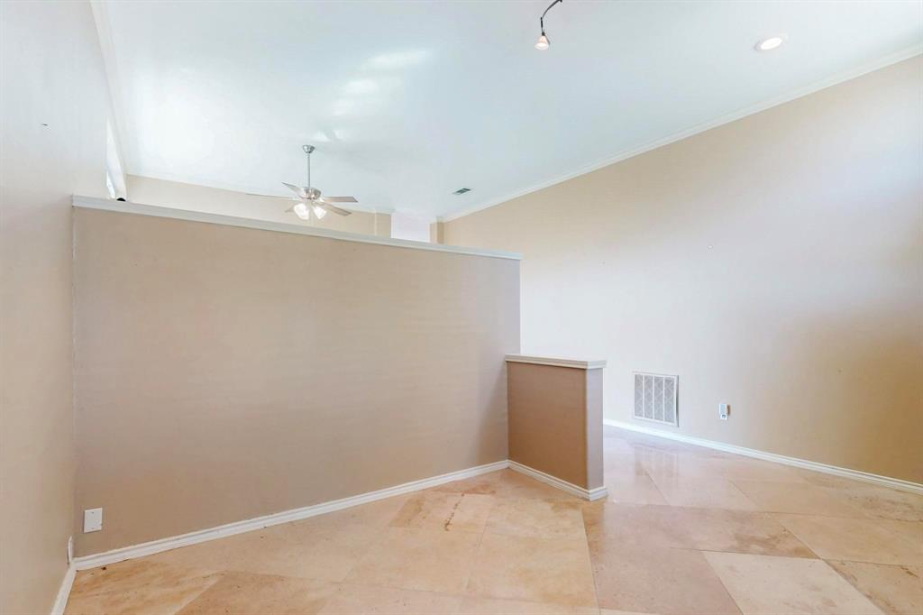 622 Meadowcrest Drive Property Photo 8