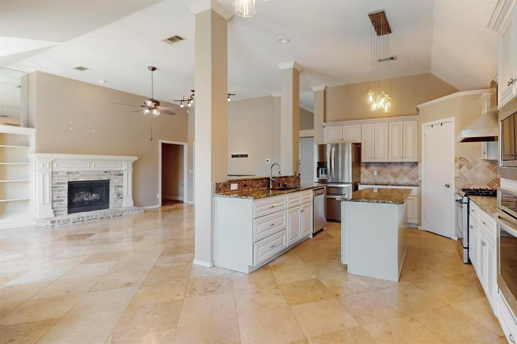622 Meadowcrest Drive Property Photo 12